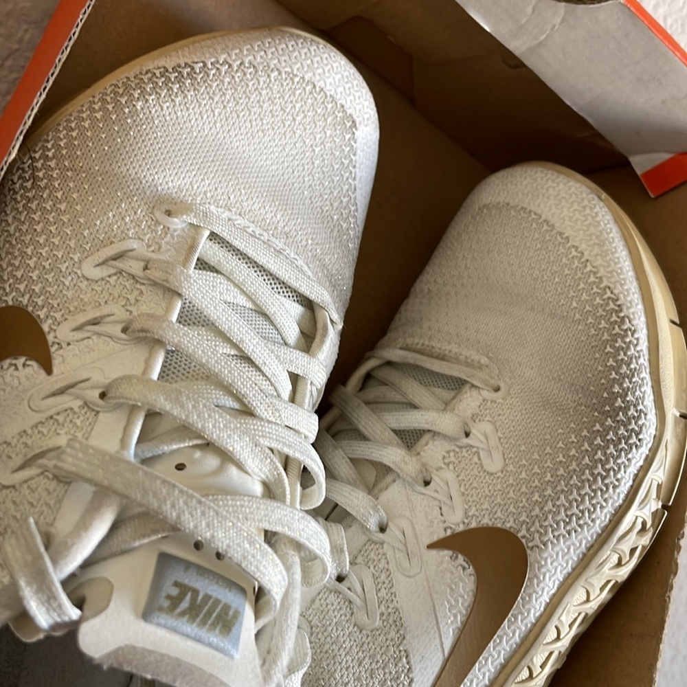 nike revolution 5 men's white